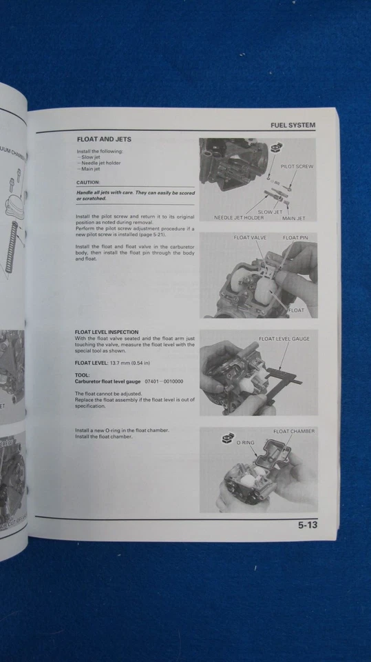 Honda 1999 CBR1100XX 'Blackbird' NEW Original Factory Service Manual F439 - Imagem 4 de 4