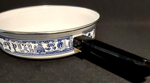 Vintage Blue Willow Enamelware Cookware Pan - Picture 2 of 8