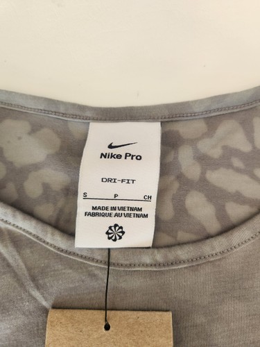 Nike Dri-Fit Gray Cheetah Leopard Tank Top Thin Sheer High Neck Women’s Small - Picture 3 of 13