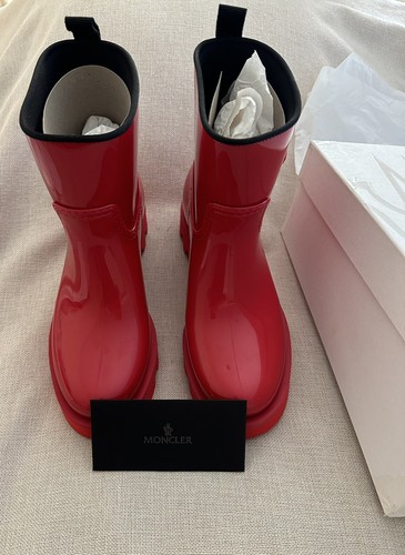 MONCLER Ginette Logo-Applikation Glanz-Gummi Regenstiefel Gr. 39