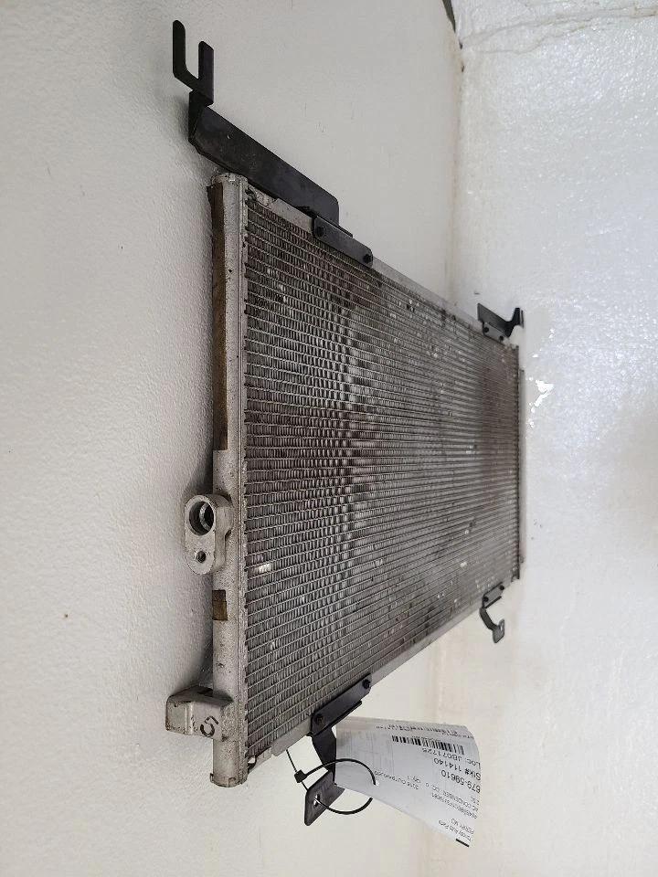 Condensador de CA Subaru Legacy 2015 2016 2017 2018 2019 Foto 2 de 4