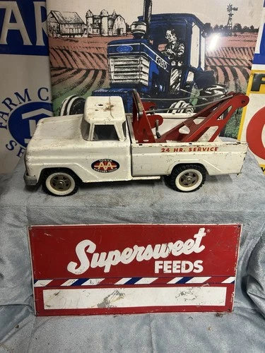 Vintage Tonka AA Wrecker Truck Pressed Steel 24 Hr Service Truck Tow