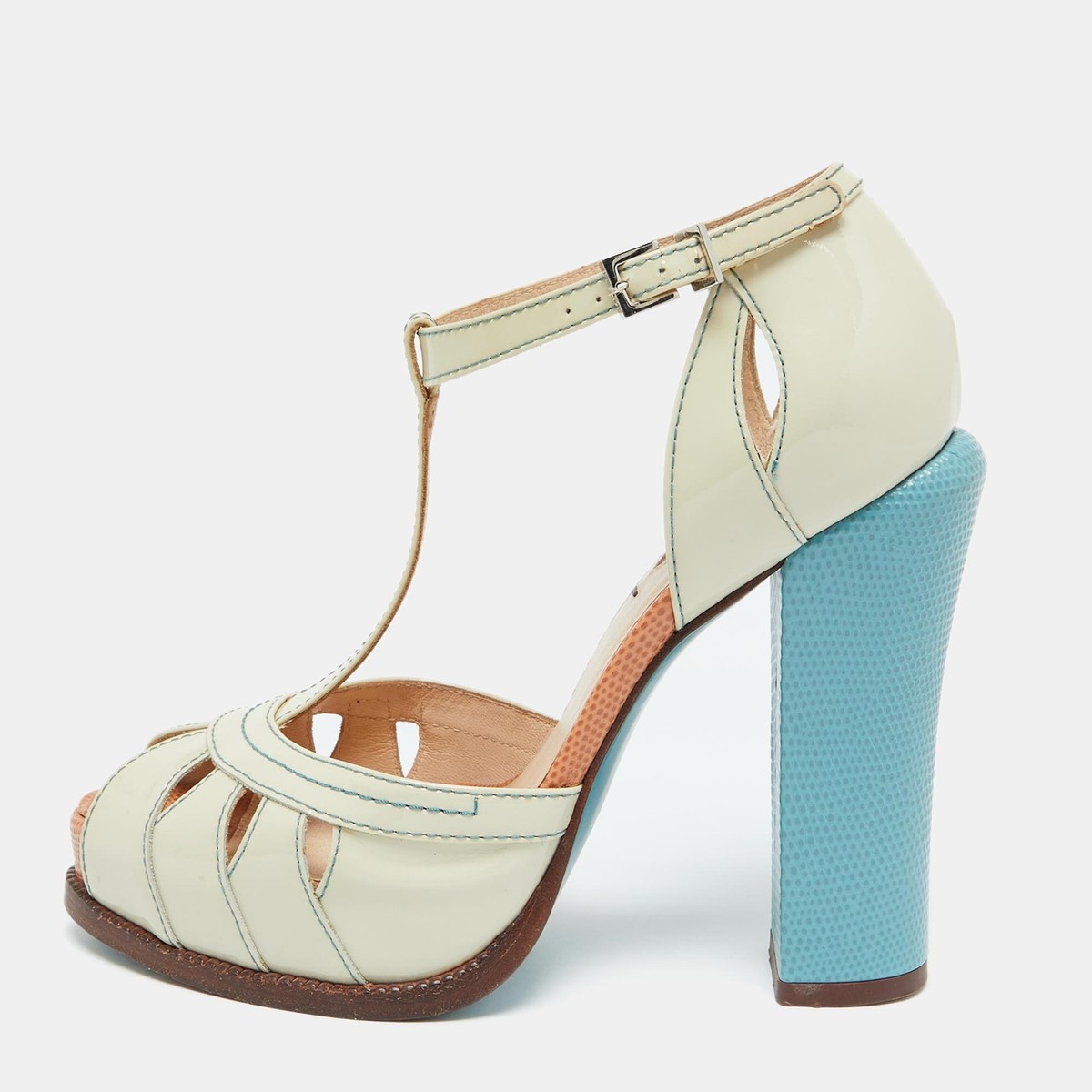 サンダル・ミュール Fendi Air Force Blue Leather Fold Thong Sandals Fendi FFold Precious skin Blue | Fendi