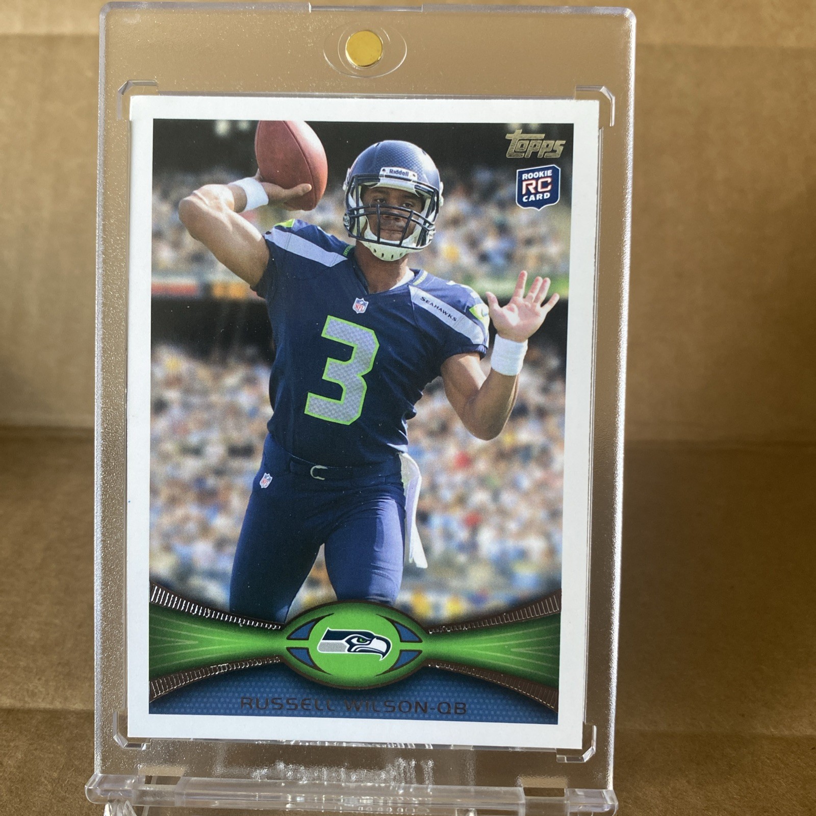 2012 Topps Chrome - Russell Wilson #40 Throwing Hand Visible (RC)