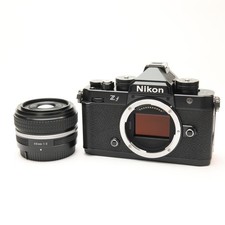 Nikon Zf Z 40mm F/2 SE Lens Kit 41