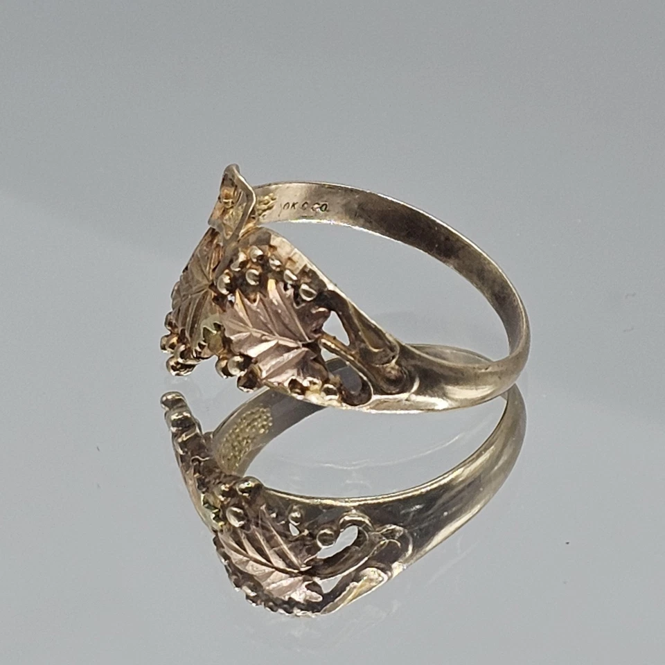 Black Hills Gold by Coleman 10K Leaf Grape Ring Sz 7.5 Yellow Gold Filigree - Image 2 of 4