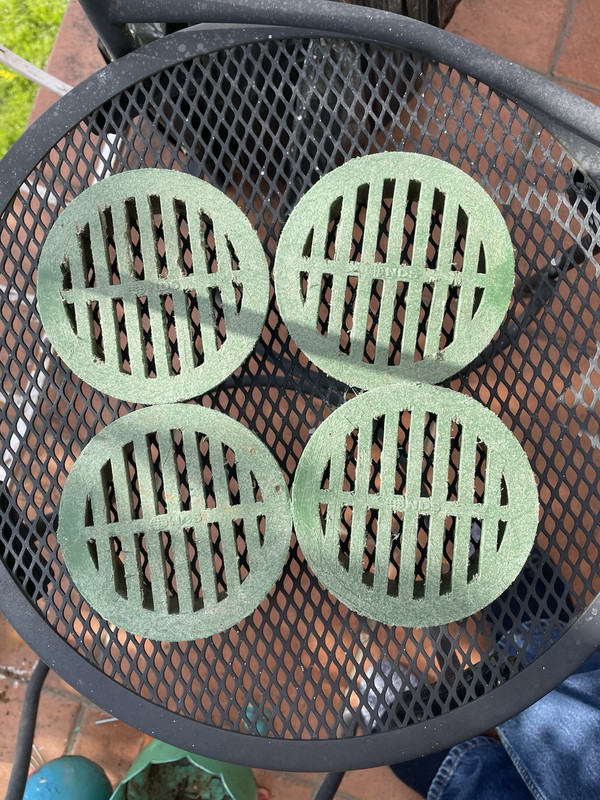 Set of 4, 4 inch Green Plastic Round Corrosion Resistant Outdoor Drain Grates 