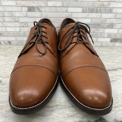 Cole Haan Men display picture 2