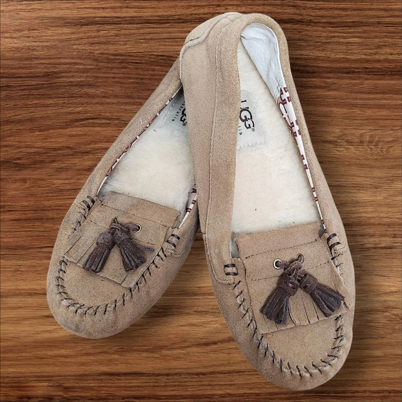 Pantofole mocassini Ugg marrone castagno Lizzy taglia 7