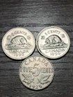 1926 & 1996 CANADA 5 CENTS/NICKEL - 1996 NEAR 6 FAR 6 & 1926 NEAR LEAF VARIETIES