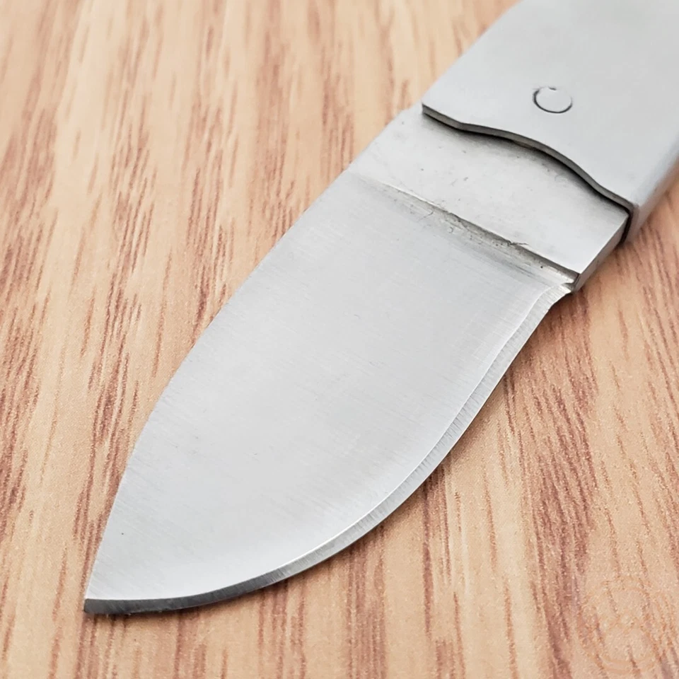 Cuchillo Plegable Fred Perrin Le Pititri 1.88" Hoja de Acero 440C Mango Inoxidable Foto 3 de 4