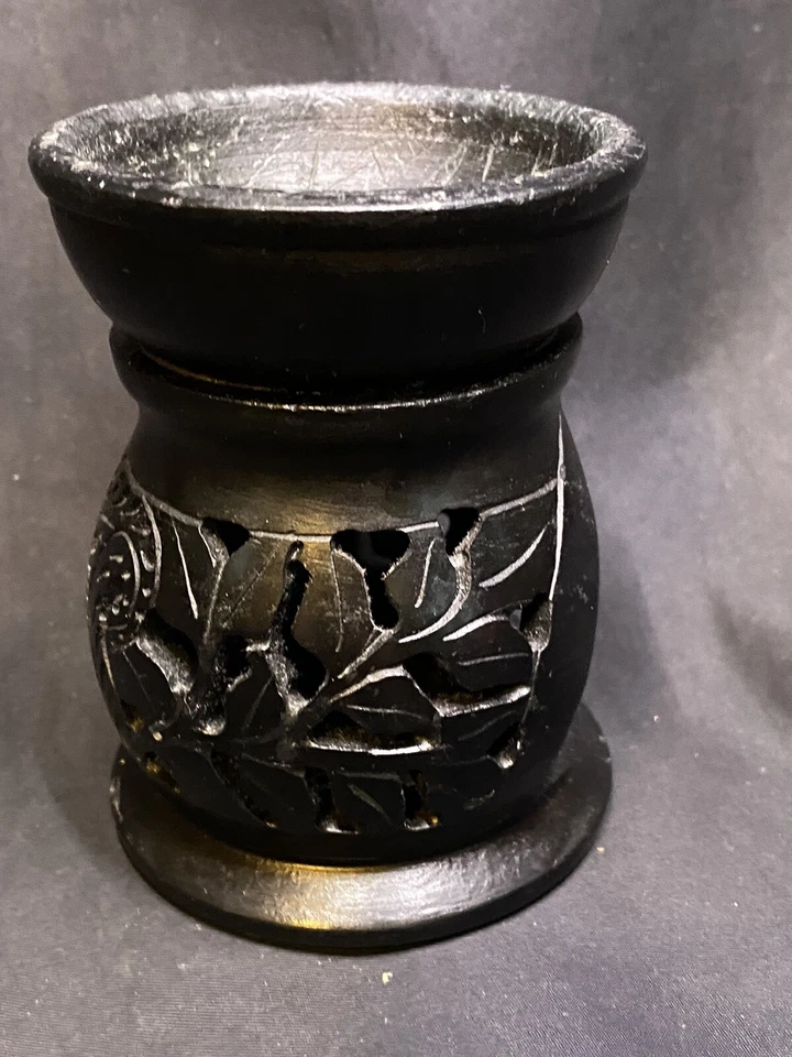 VINTAGE BLACK SOAPSTONE WAX WARMER 4” HAND CARVED - Image 2 of 4