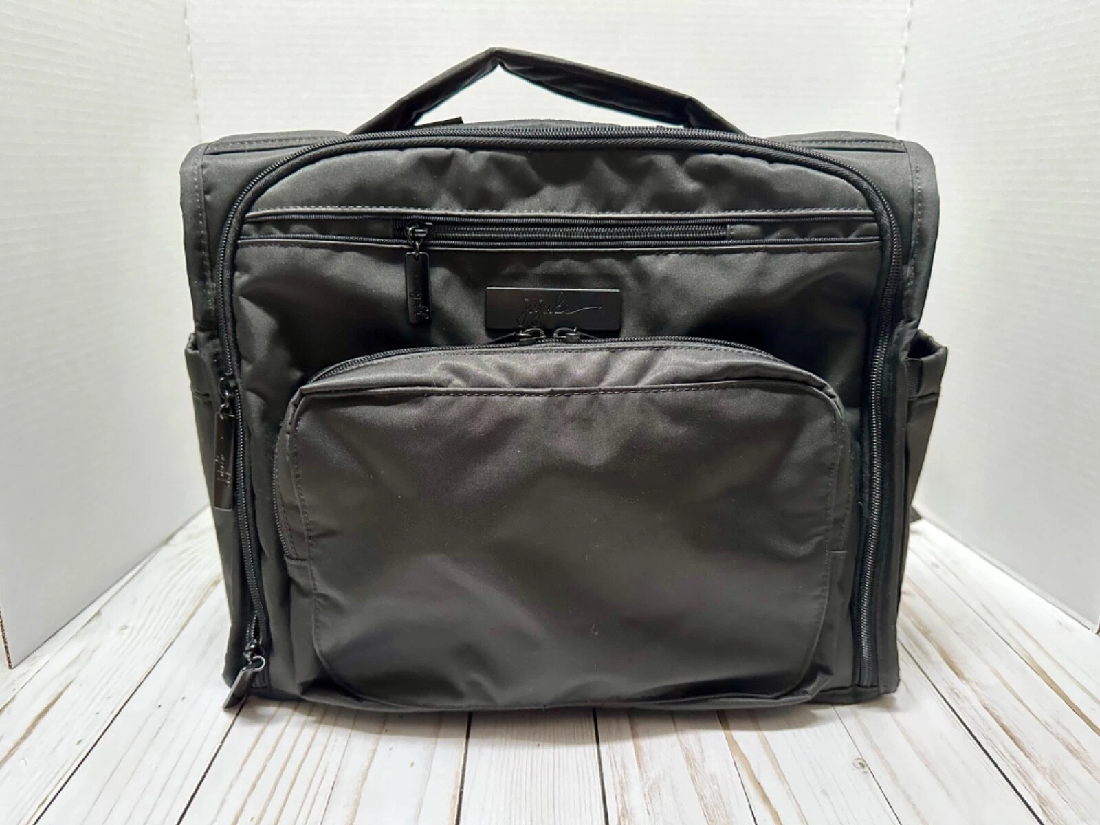 New without tags JuJuBe B.F.F Unisex ONYX Diaper Backpack Bag, BLACK OUT 15FM02X