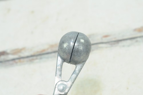 Vintage Aluminum Meatball Maker Tongs Cookie Doug Baller Tongs Made in Japan - Picture 8 of 11