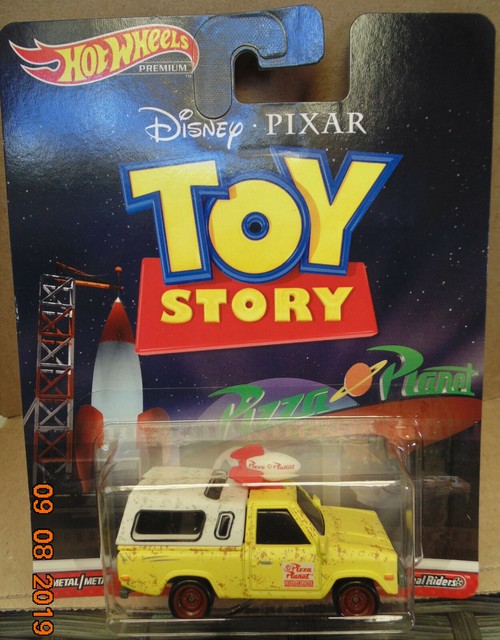 Hot Wheels Car Culture Disney Pixar Toy Story Pizza Planet Truck