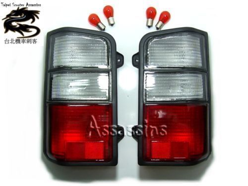 PAIR OF UPDATED REAR LAMPS for MITSUBISHI DELICA + L300 + 4x4 - Afbeelding 1 van 6