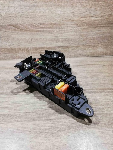6906603   Fuse module Fits for BMW 5 E60 E61 - Photo 1/3