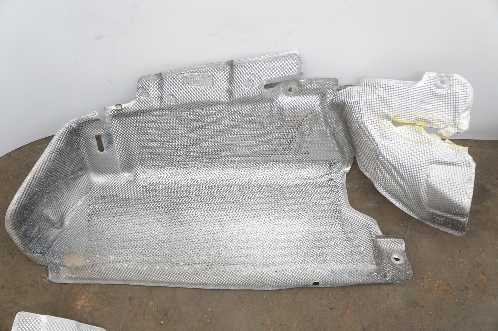 Set Front Rear Exhaust Heat Shield 51487198007 Rolls Royce Phantom Vii 06 *Note*