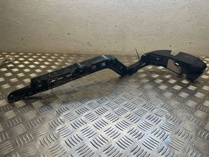 Volkswagen Passat B7 2012 Stoßstange hinten links Halterung 3AE807393