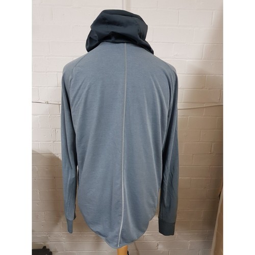 Nike Dri-Fit Hoodie Size XL - Picture 3 of 5