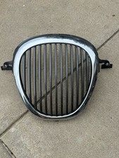 2000-2002 Jaguar S Type Front Chrome Grill Oem Used 3.0 Engine 2000-2002 Jaguar S Type Front Chrome Grill Oem Used 3.0 Engine