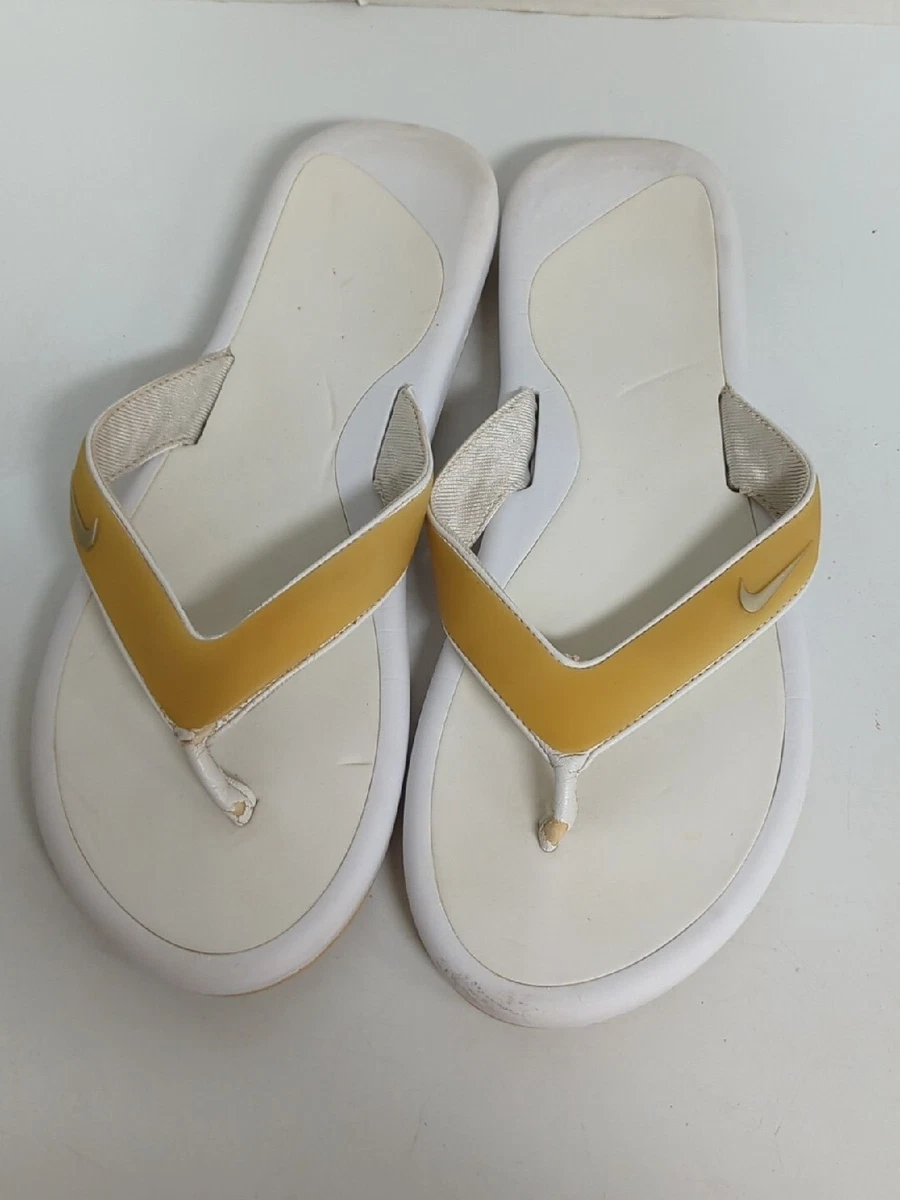 White nike sandals 2024 with sunflowers