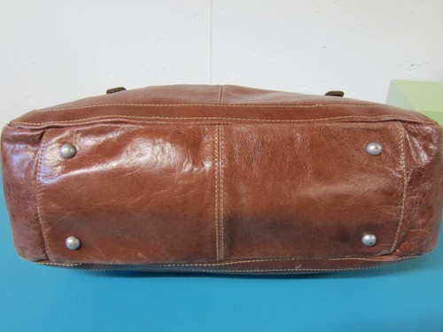 WILSON PELLE STUDIO Reddish Brown CRACKLE DISTRESSED LEATHER Tote Handbag - Picture 6 of 11