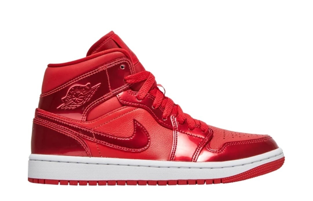 Women's Air Jordan 1 Mid SE 'University Red Pomegranate Women's Air Jordan 1 Mid SE 'University Red Pomegranate