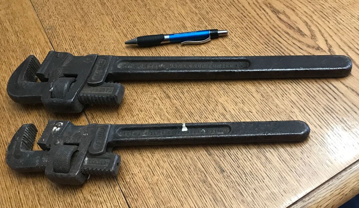 Vintage Trimo Trimont mfg Roxberry Mass 14 & 18” Pipe Wrench Vintage Trimo Trimont mfg Roxberry Mass 14 & 18” Pipe Wrench