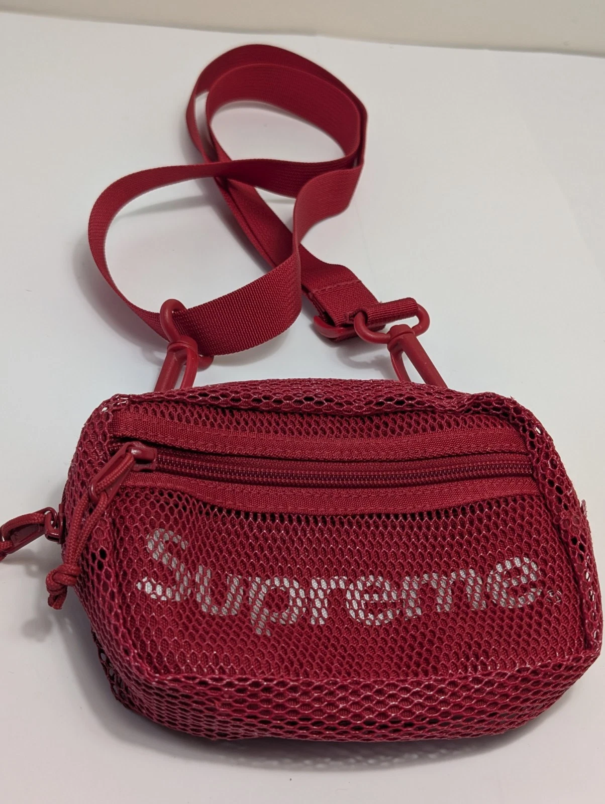 Sac bandoulière Supreme ROUGE 20ss Occasion