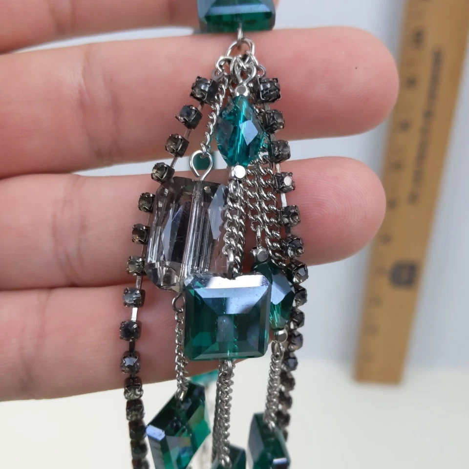 Kenneth Cole New York Multi Hilo Distintivo Collar Verde Gris Cadena Con Cuentas Foto 2 de 4