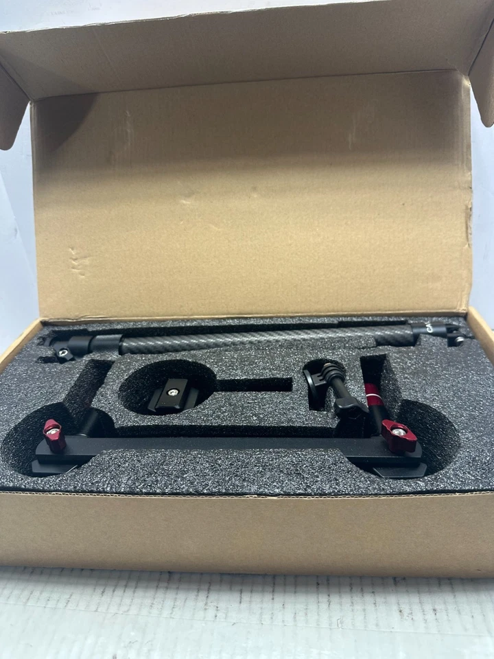 NEEWER CA136 Triple Suction Cup Extension Pole Car Mount Kit - Image 3 of 4