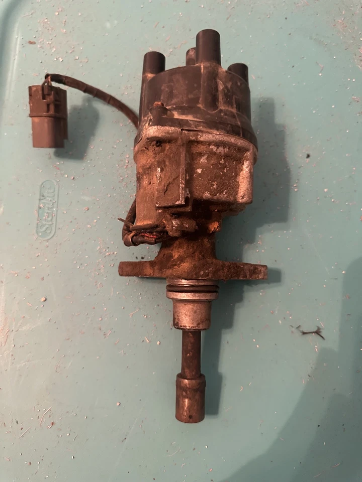 90-95 Nissan Hardbody D21 OEM Ka24e distribuidor Foto 3 de 4