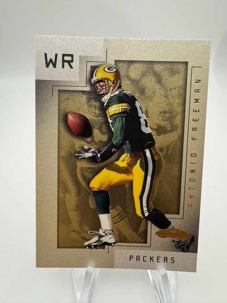 2001 Fleer Showcase Football Card #s 1-100 - You Pick