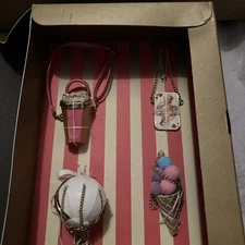 Integrity Toys NuFace FR Souvenirs Du Cirque Purse Pack (4) New