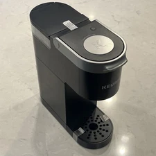 Keurig K-Mini v2 Single Serve K-Cup Pod Coffee Maker Black K21B New Open Box 