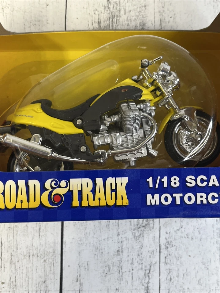 Maisto Road & Track 1/18 Scale Die Cast Motorcycle V10 Centauro Moto Guzzi - Image 2 of 4