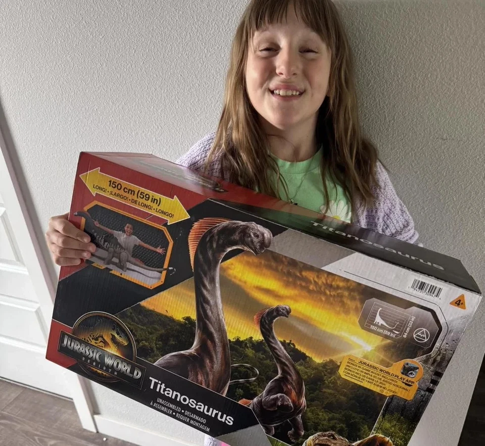 Boneco Jurassic World Rebirth Titanosaurus Super Colosal EM ESTOQUE - Imagem 4 de 4