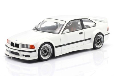 【新品】オートアート M3 GTR Plain Body 1/18 白 1/18 AUTOART BMW E46 M3 GTR Plain Body Version (White) Rare