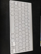 Genuine Apple Wireless Keyboard A1314 Bluetooth Silver UK QWERTY
