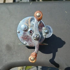 Vintage Pflueger  1893L  fishing reel 