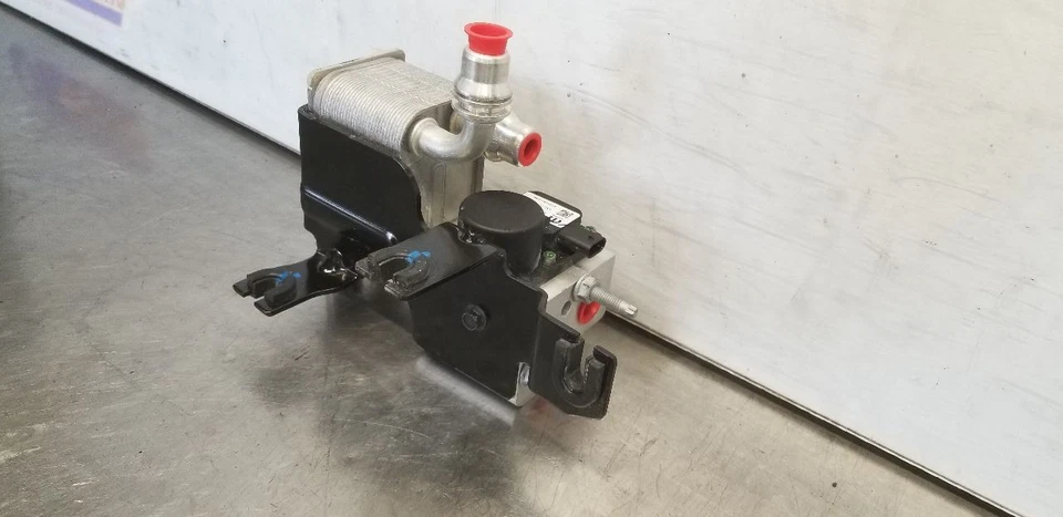 24 道奇充电器 SCAT 包 2 级冷却器加热交换器 68625579AB — 第 4/4 张图片