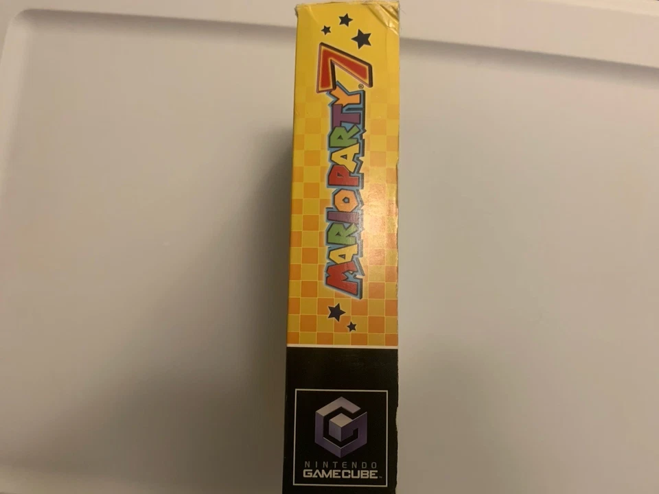 Mario Party 7 (Nintendo GameCube, 2005) CIB w/Microphone - Image 2 of 4