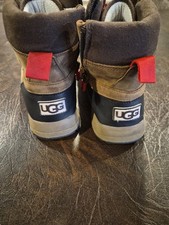 UGG Kids Turlock Leather Waterproof Weather Boots Size 5 Style 1112247K B604