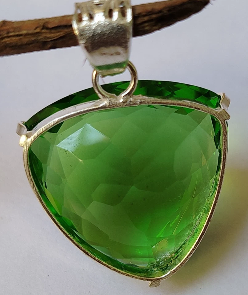 AAA+ 92.80 CT Large Green Peridot Trillion Cut 925 Silver Pendant Gift for Women - Image 3 of 4