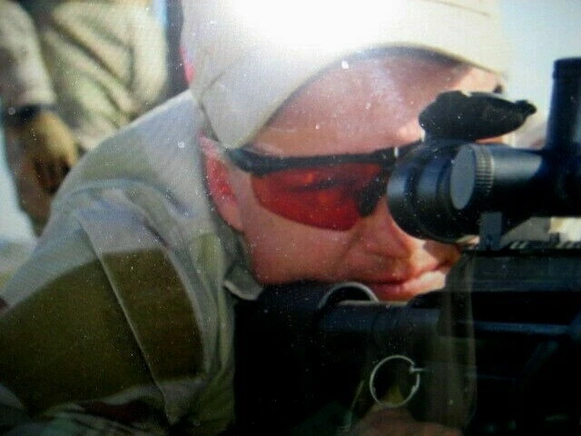 GAFAS DE TIRO RADIANS REVELACIÓN**** PLUS ESTUCHE RÍGIDO - PAÑO DE LIMPIEZA PREMIUM Foto 3 de 4