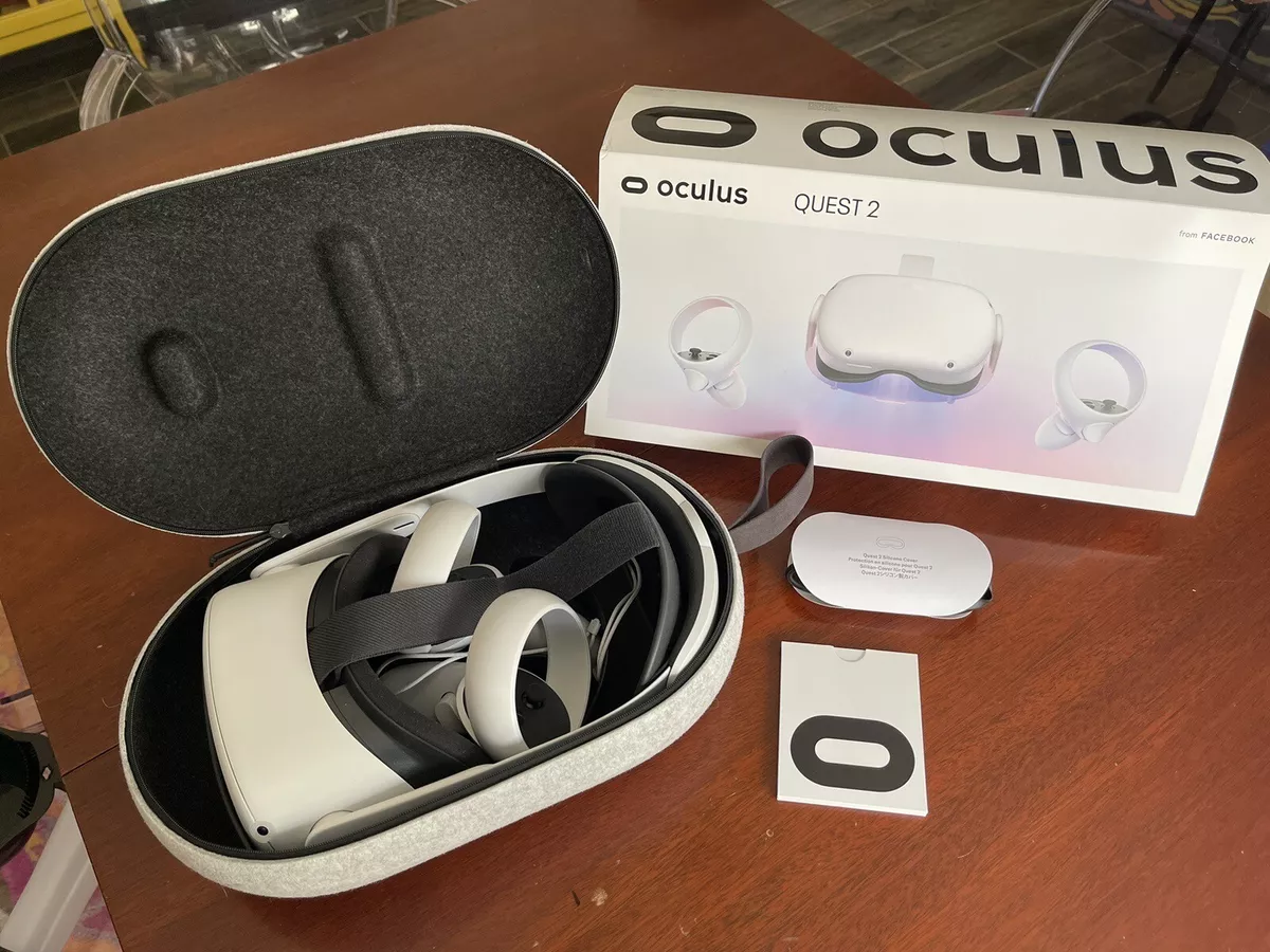 Oculus Quest 2 VR Headset 128 GB + Carrying Case