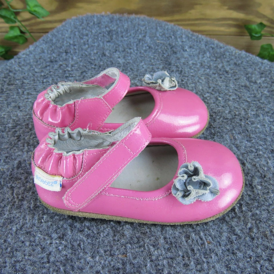 Gancho y bucle de charol rosa mediano Robeez Girls Mary Jane talla T 5 Foto 3 de 4