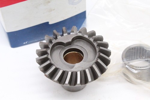 Engranaje y cojinete Johnson Evinrude 0390973, 390973 de fabricante original Nos - Imagen 3 de 5