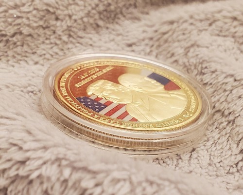 Donald Trump Vladimir Putin Gold Coin Old Leader US President Russian Americana - Picture 3 of 12